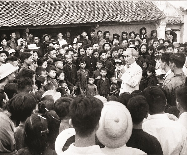 Vận dụng tư tưởng Hồ Chí Minh về phương pháp "Dân vận khéo" tại các đoàn kinh tế - quốc phòng